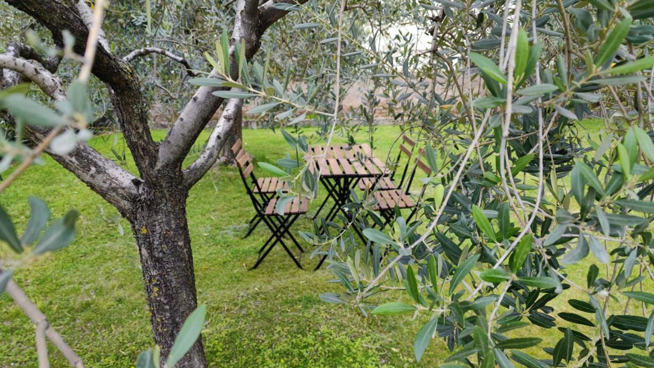 Villa Dolcitalia Tra Gardaland E Le Terme Di Cola Lazise Exterior foto